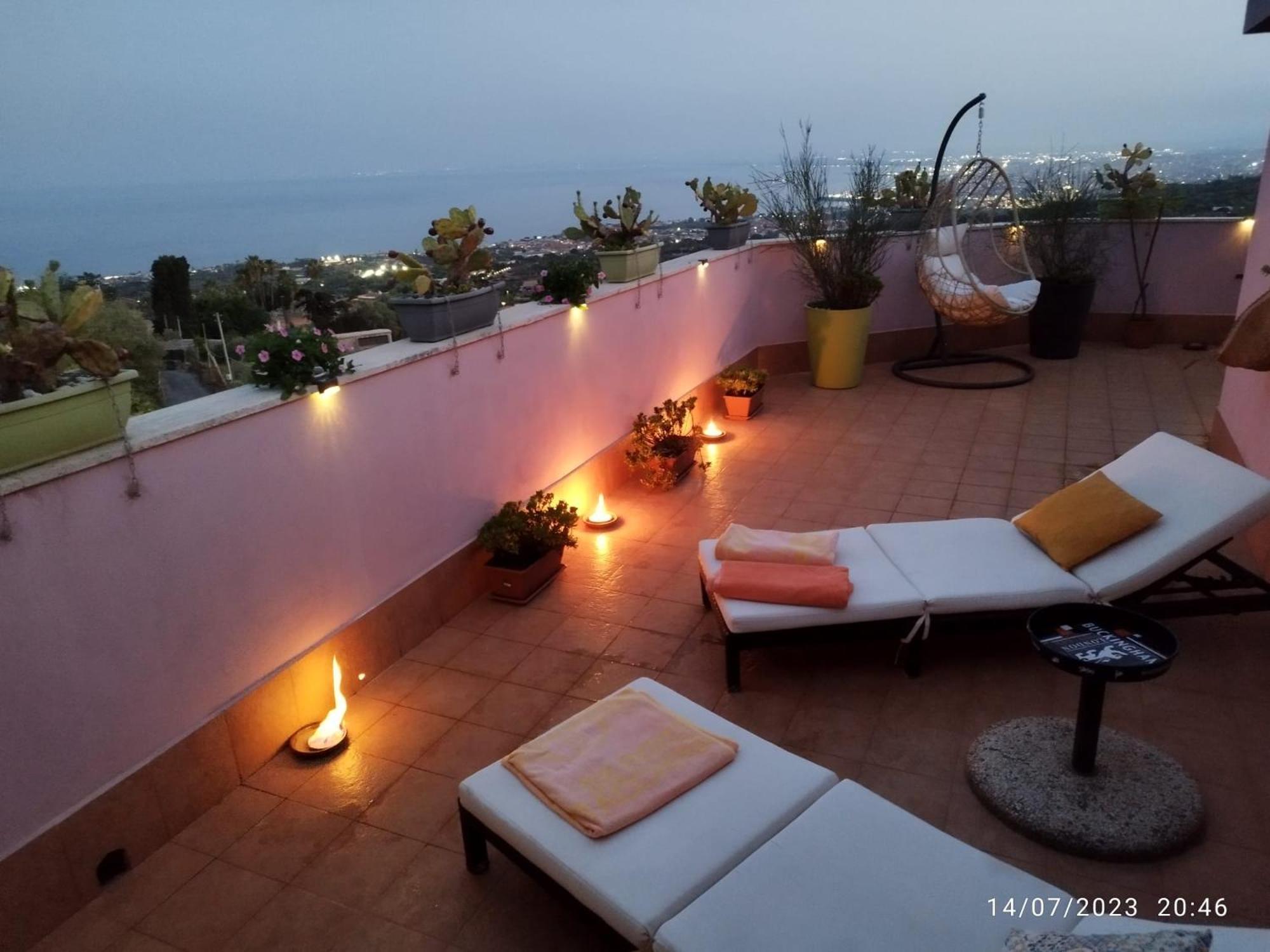 La Petite Maison Ачи Костелло Экстерьер фото